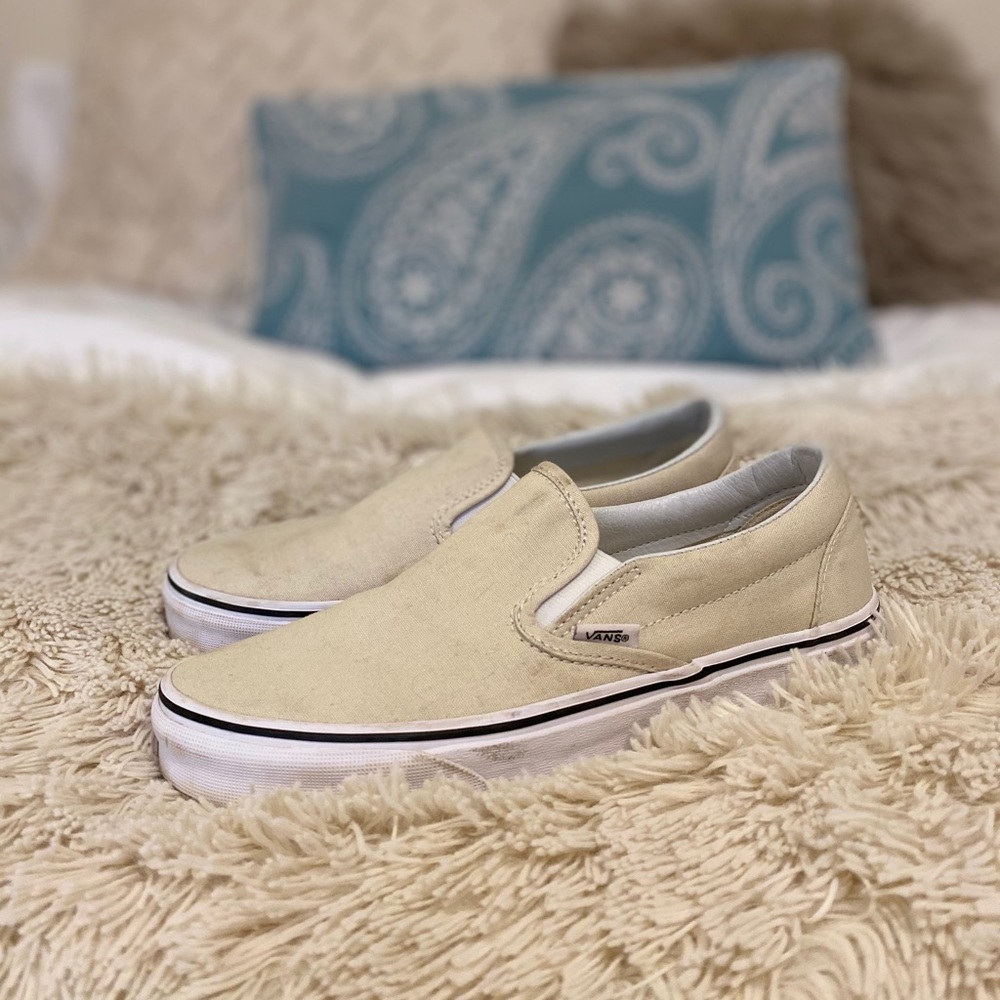 Cream/tan colored Vans